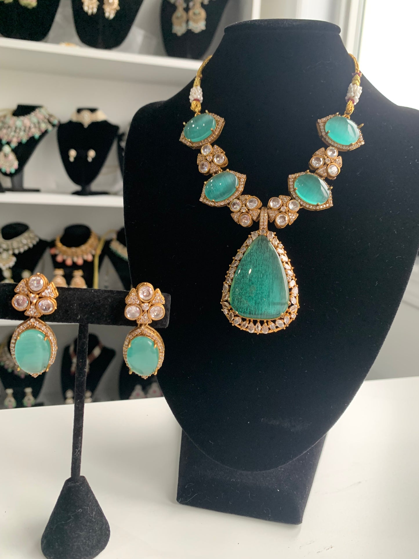 Pendant Necklace Set