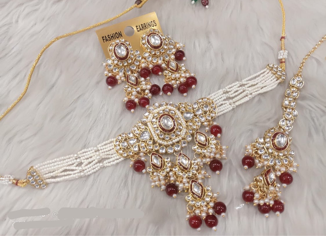 Choker Set