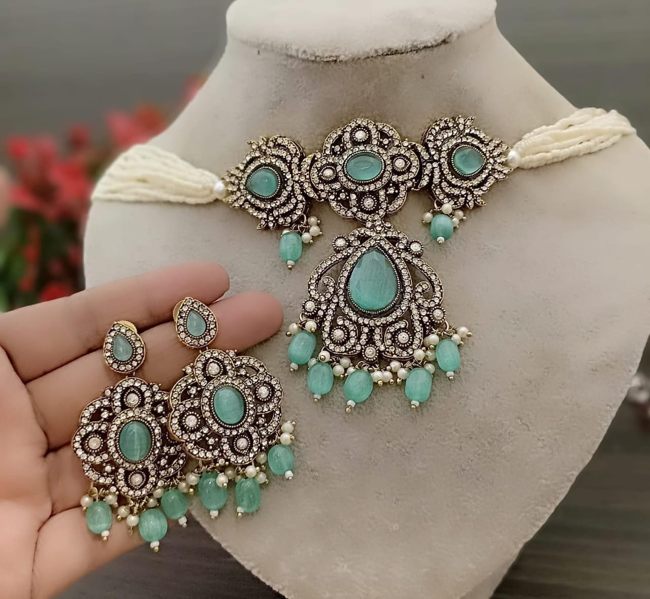 Choker Set