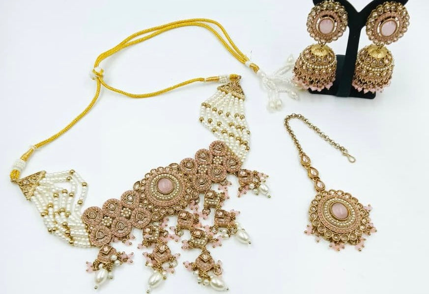 Choker Set