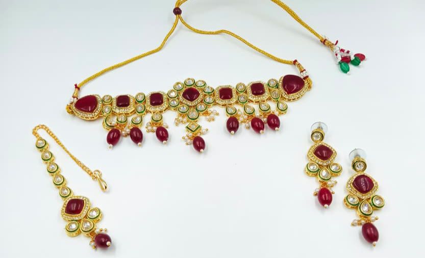 Choker Set