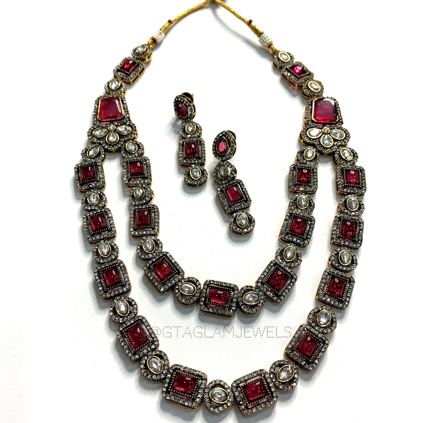 Layered Uncut Necklace Set image 0