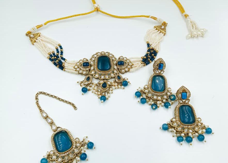 Choker Set
