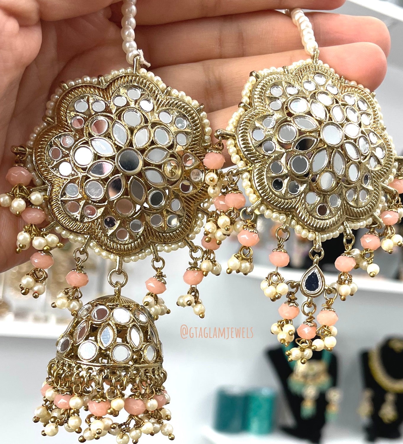Oversized Mirror Jhumka & Tikka Set image 0