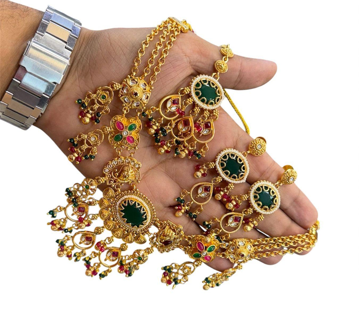 Heritage Necklace Set