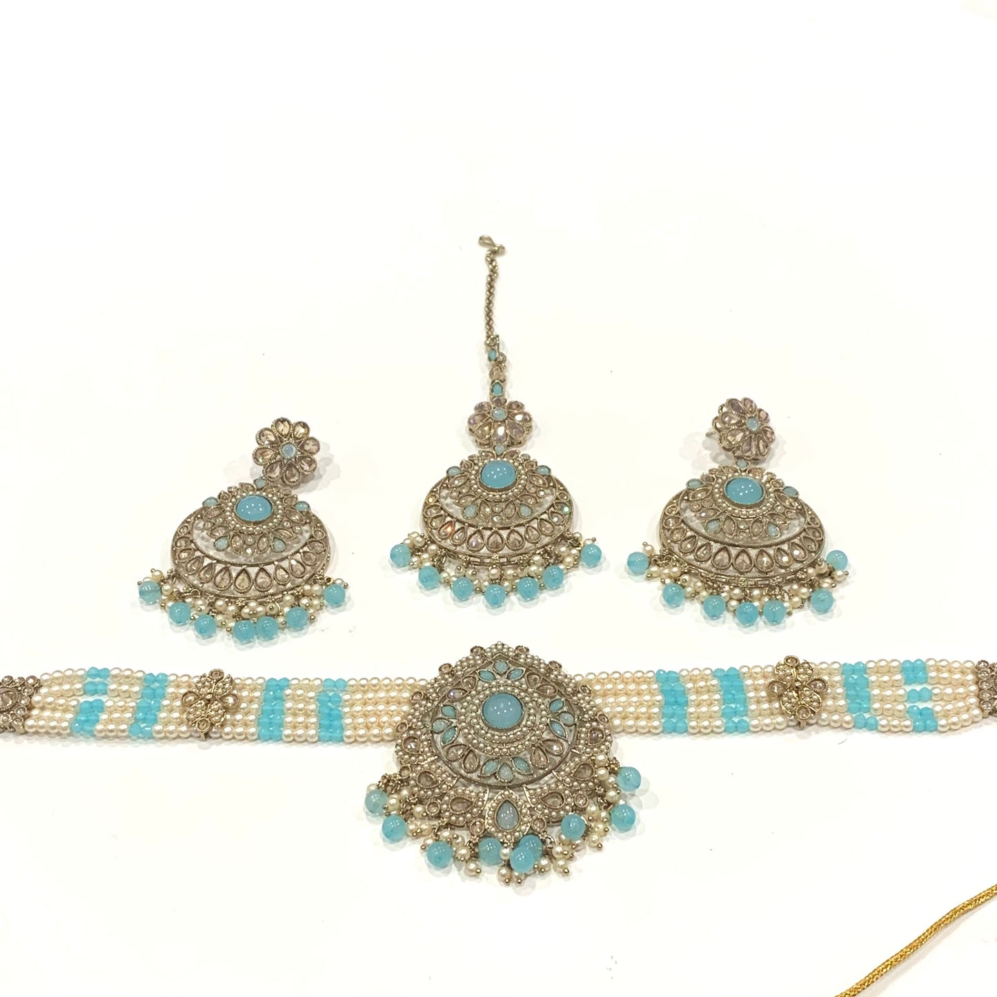 Pendant Choker Set