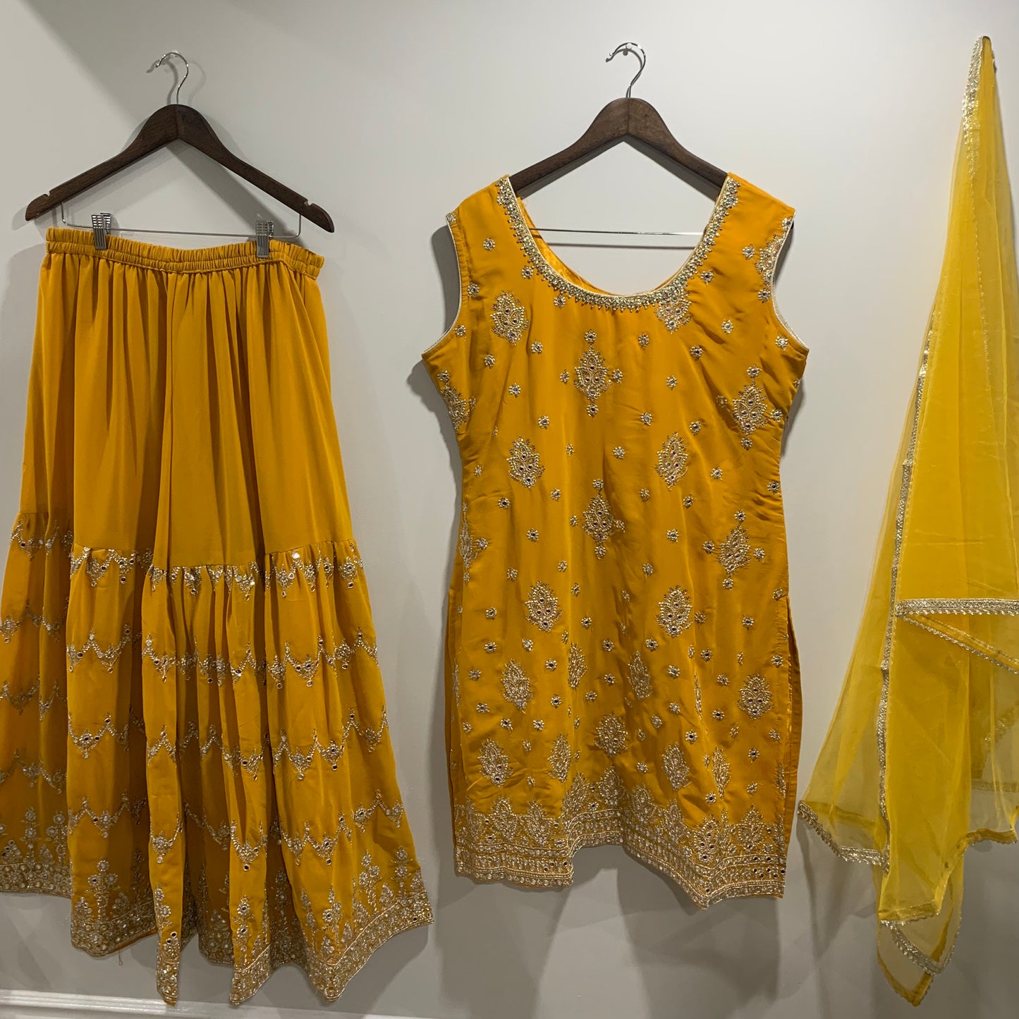 Sharara Suit - Size 44 image 0