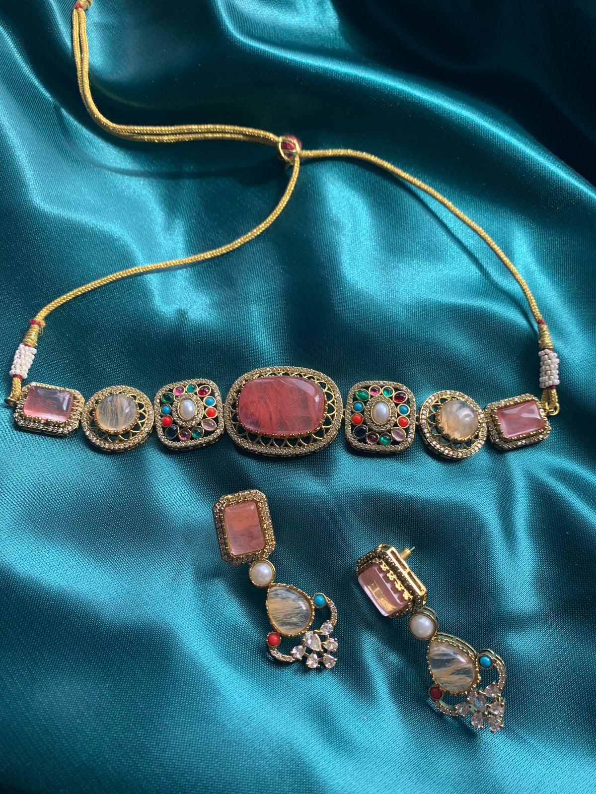 Sabyasachi Inspired Choker Set