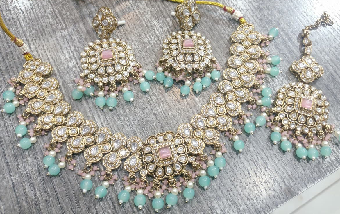 Kundan Necklace Set