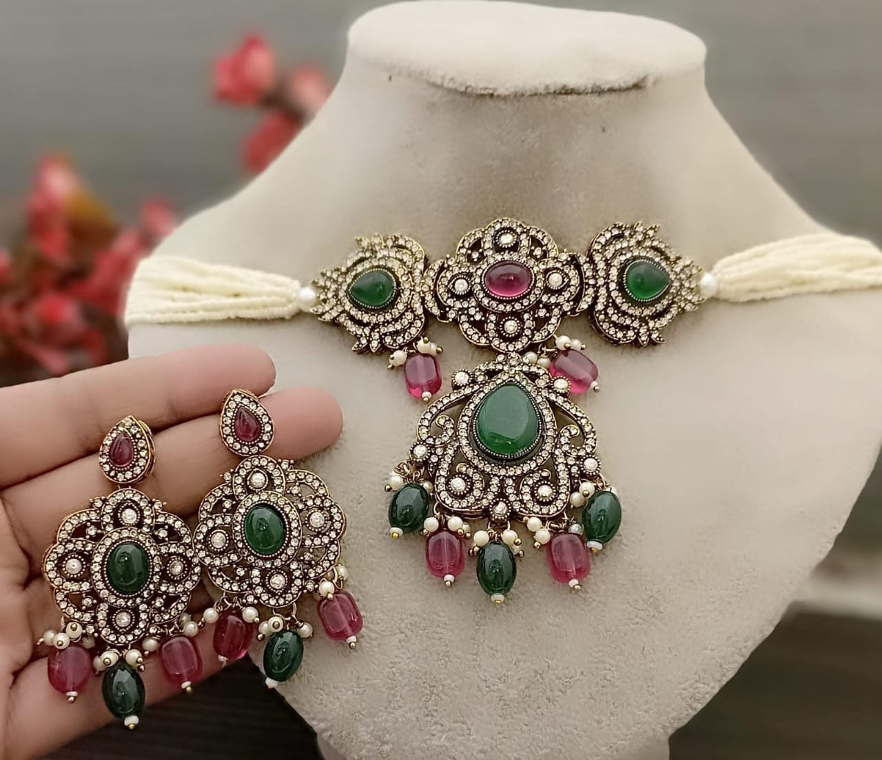Choker Set