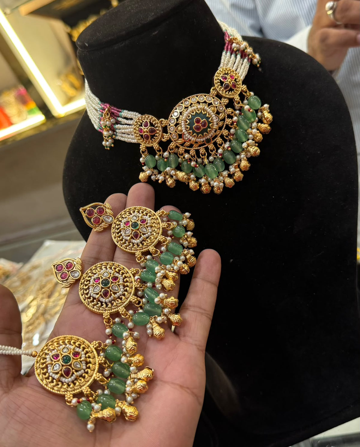 Heritage Choker Set