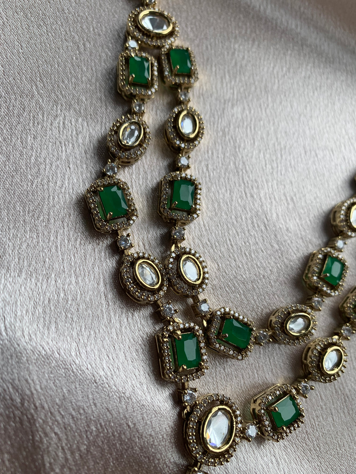 Green Double Layered Uncut Kundan Necklace Set