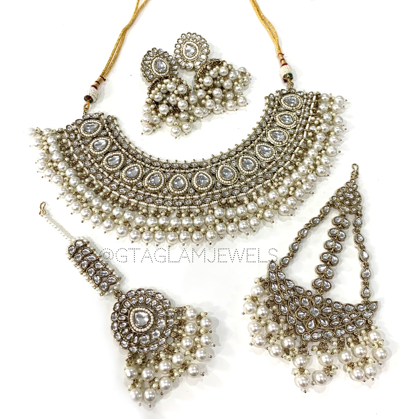 Necklace Set with Paasa image 0