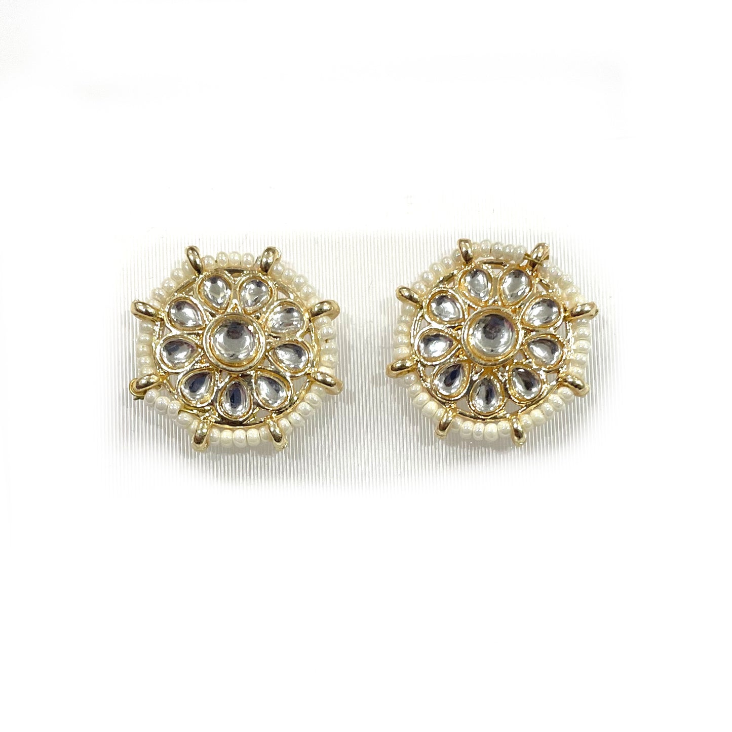 Studs image 0