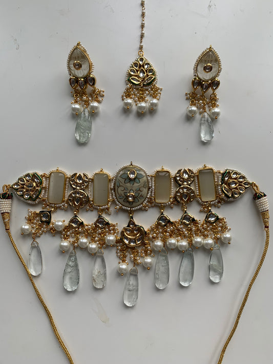 Kundan Choker Set