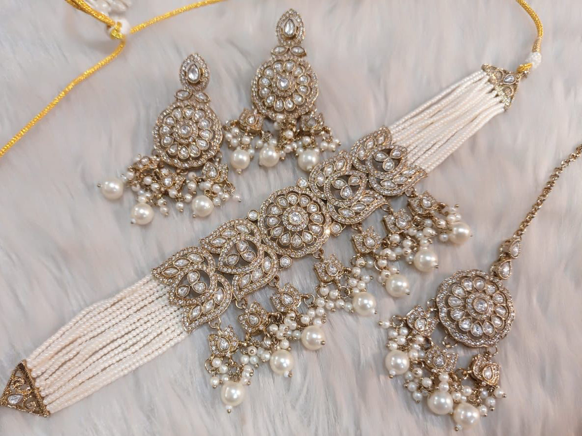 Choker Set