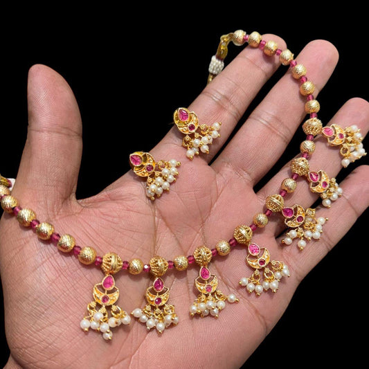 Lightweight Necklace Set