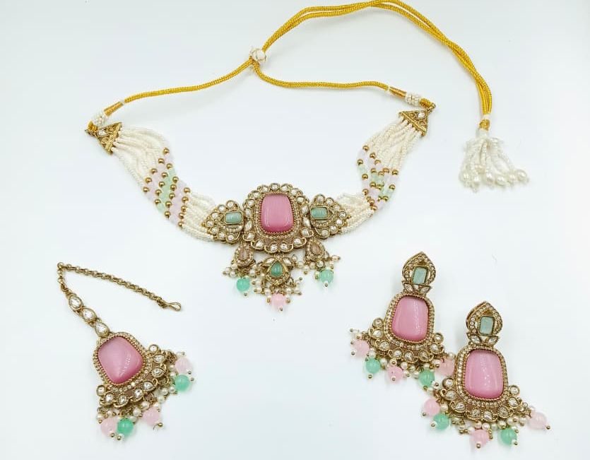 Choker Set