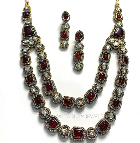 Layered Uncut Necklace Set image 0