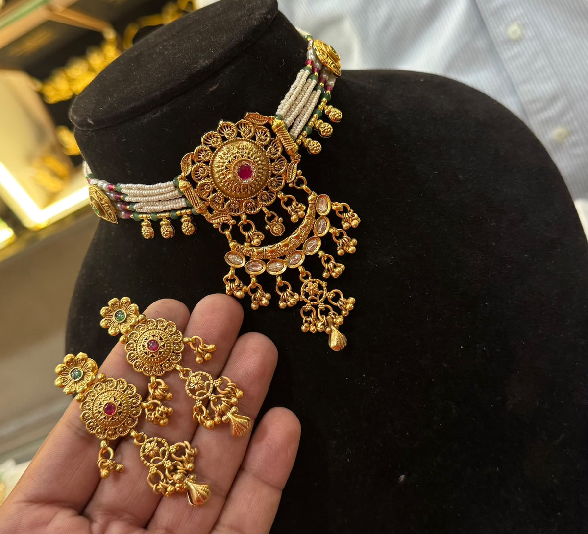 Heritage Choker Set