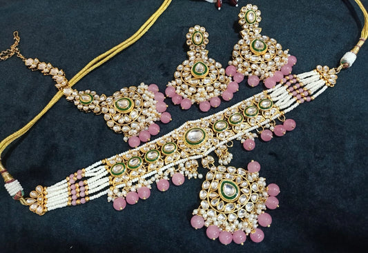 Kundan Choker Set