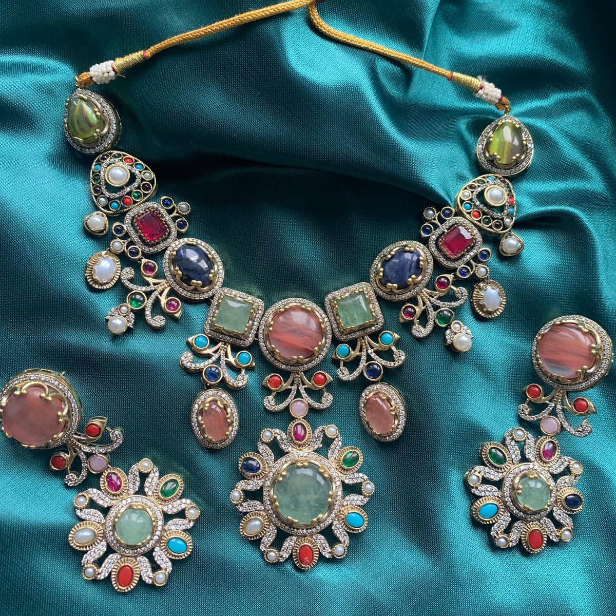 Sabyasachi Inspired Necklace Set