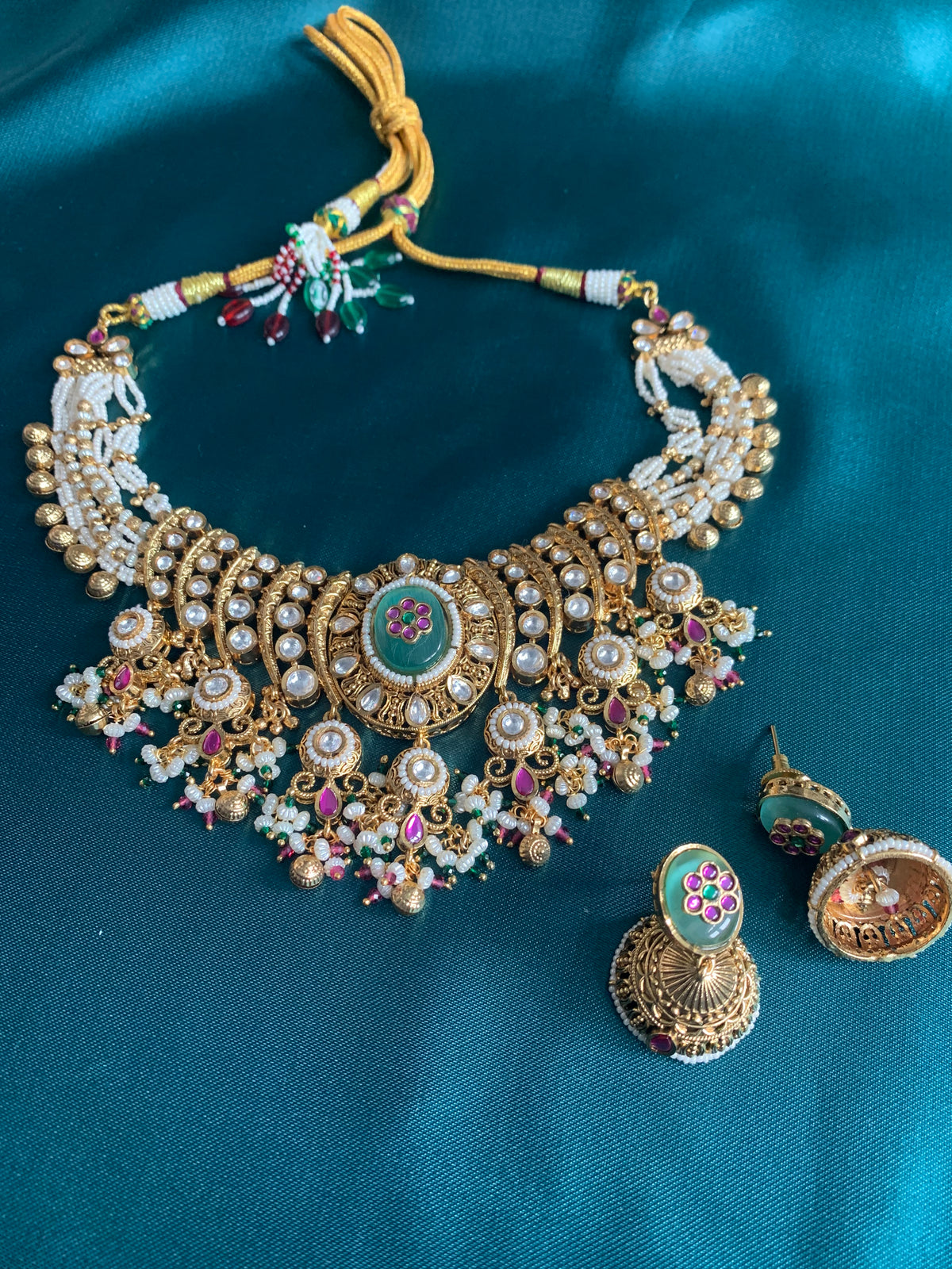 Premium Heritage Choker Set