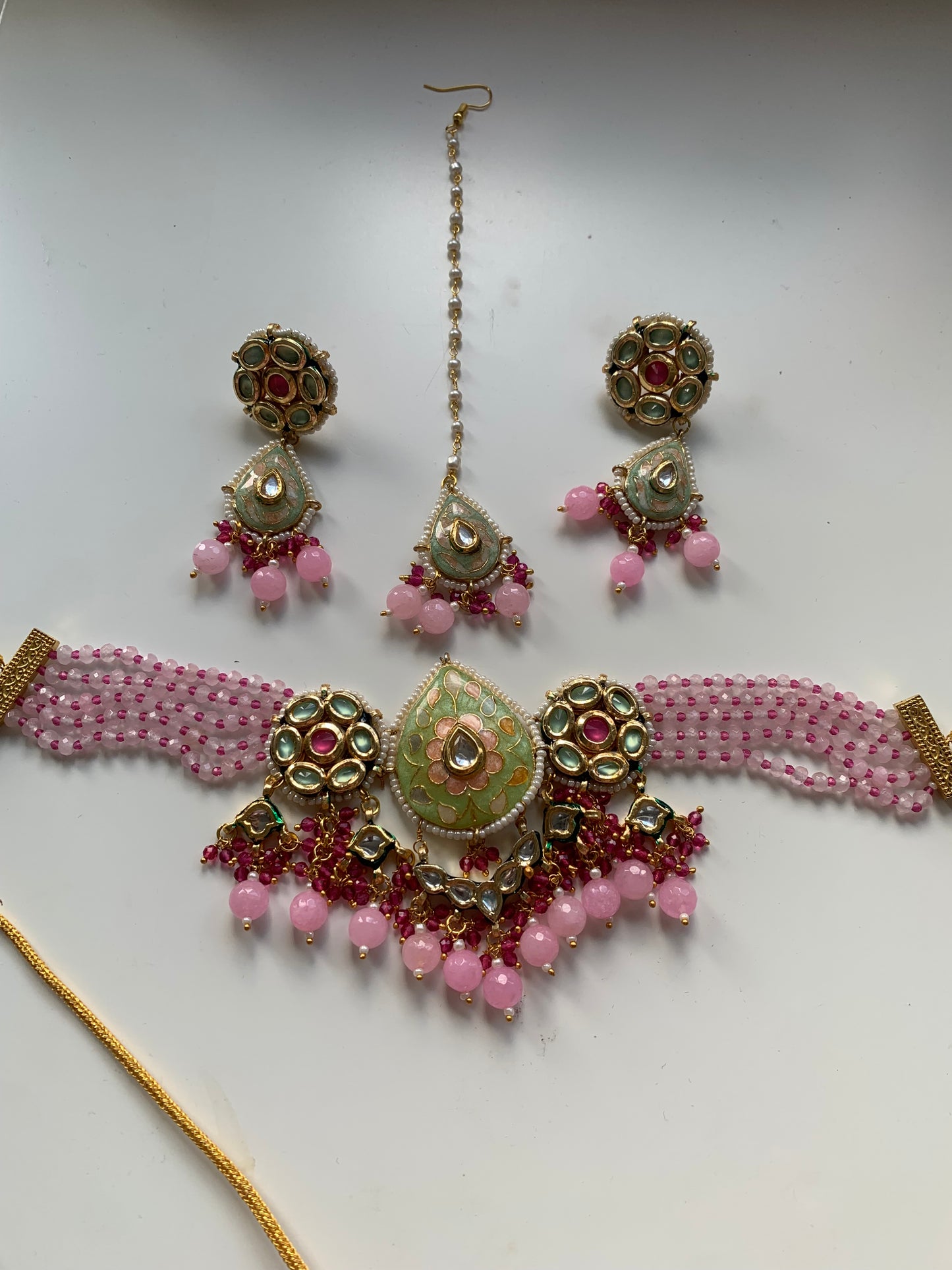 Choker Set
