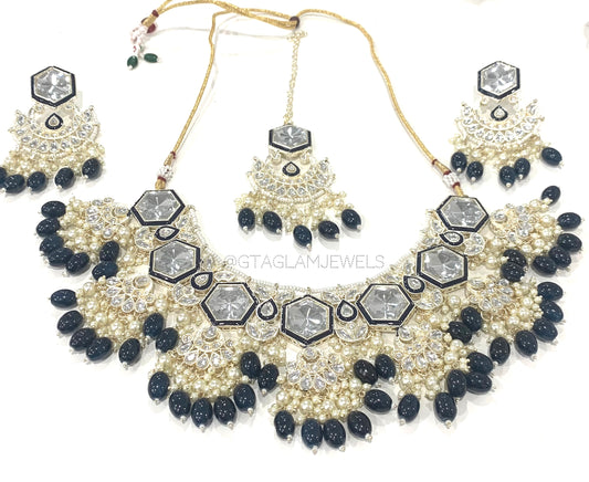 Large Necklace Set image 0