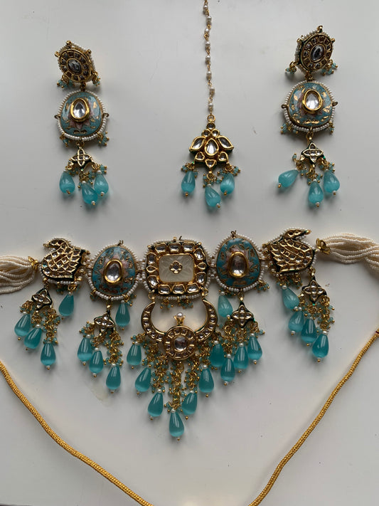 Kundan Choker Set