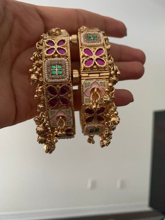 Openable Heritage Bangles with Ghungroo