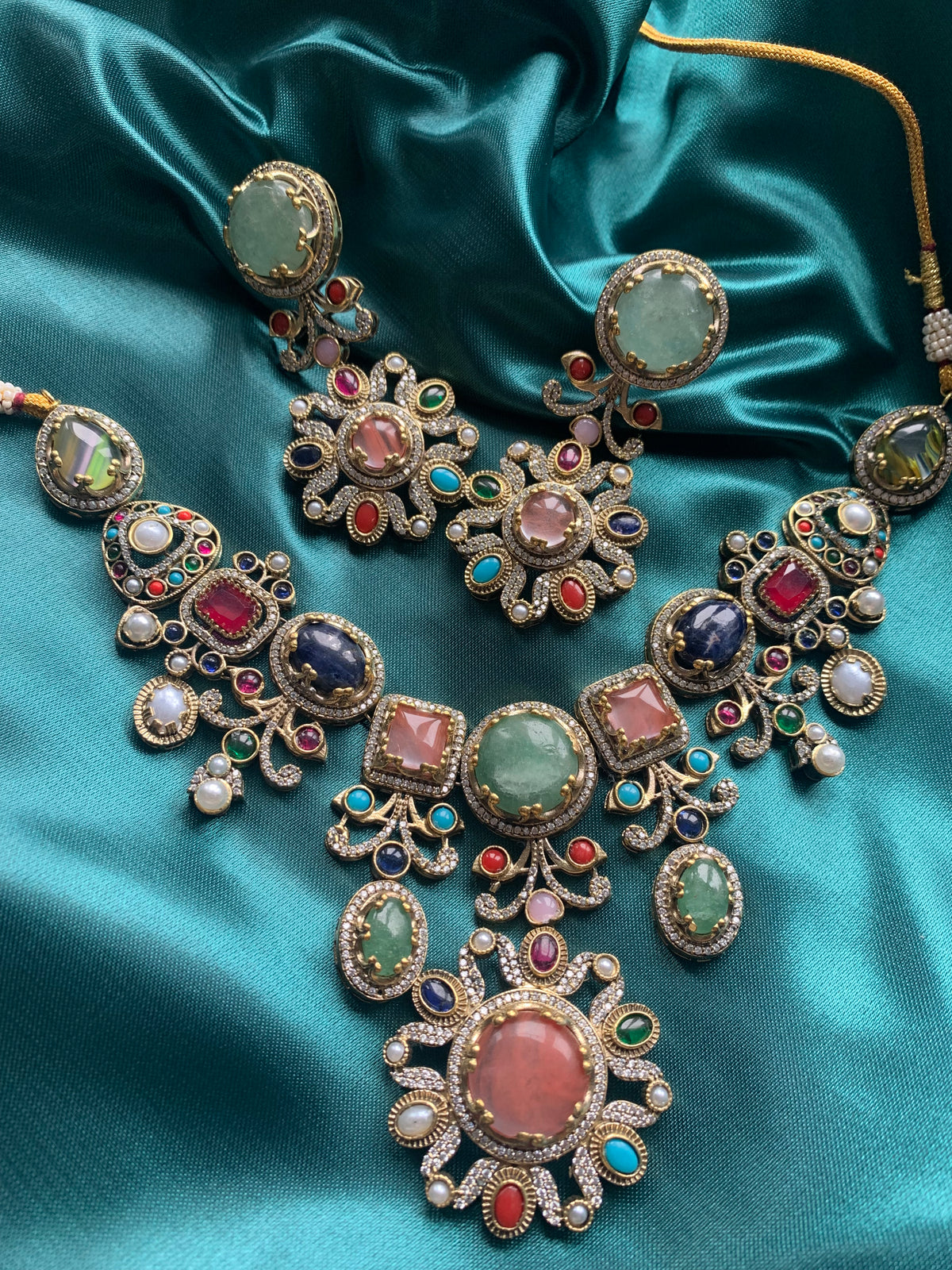 Sabyasachi Inspired Necklace Set