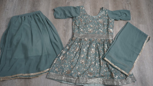 Sharara Suit Size 38 image 0