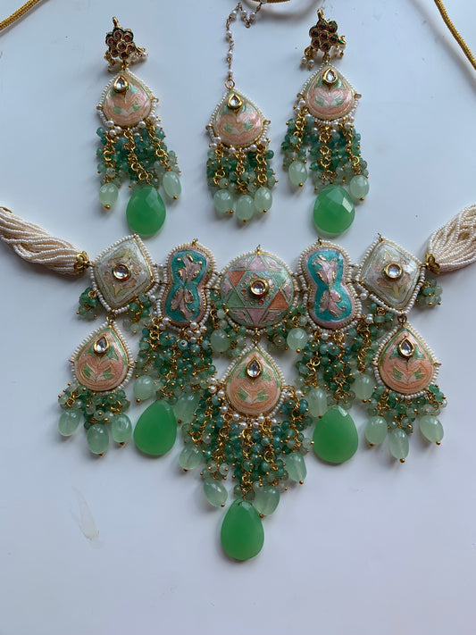 Semi Bridal Choker Set