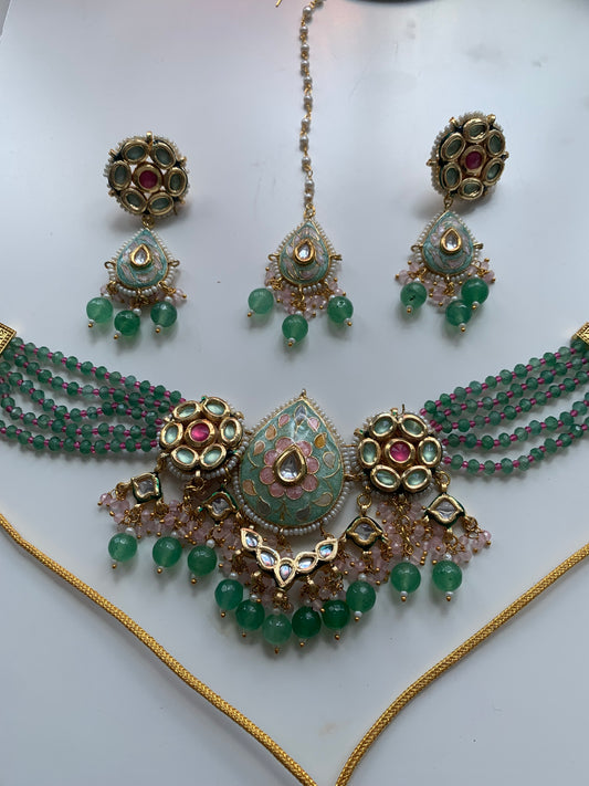 Choker Set