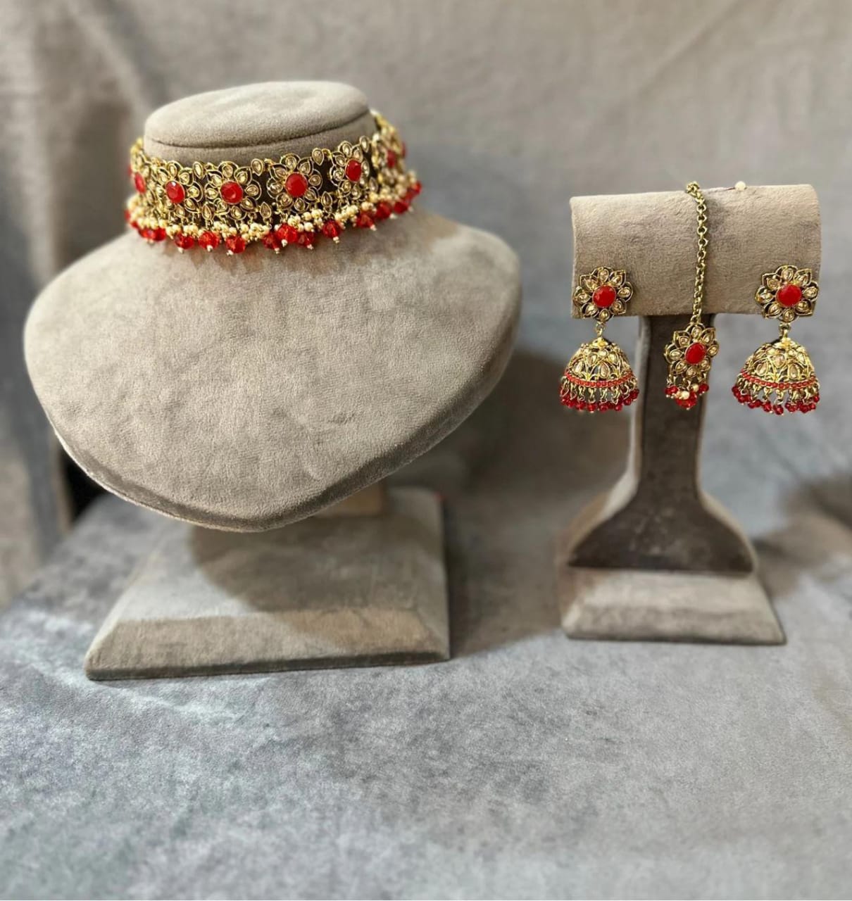 Choker Set