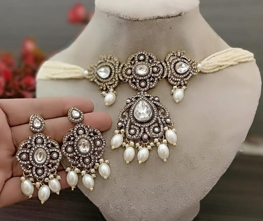 Choker Set
