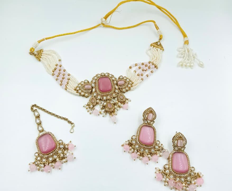 Choker Set