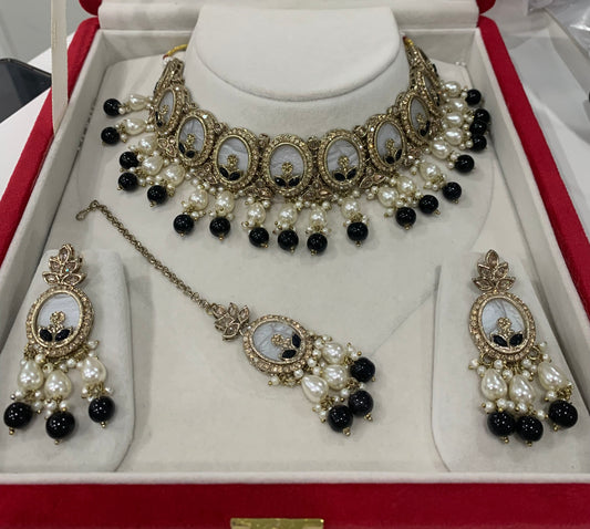Necklace Set