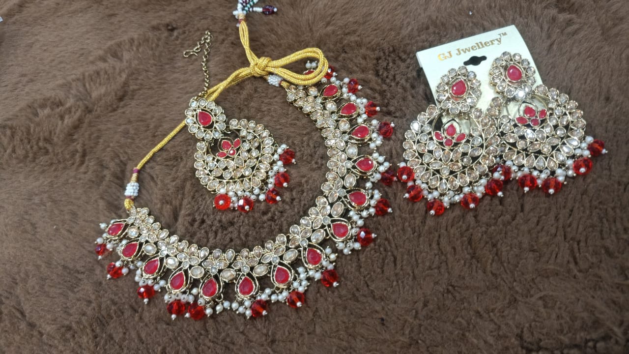 Necklace Set
