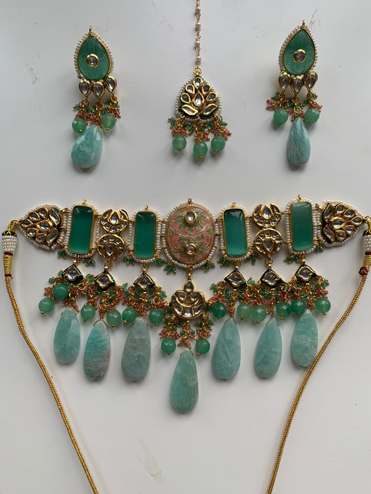 Kundan Choker Set