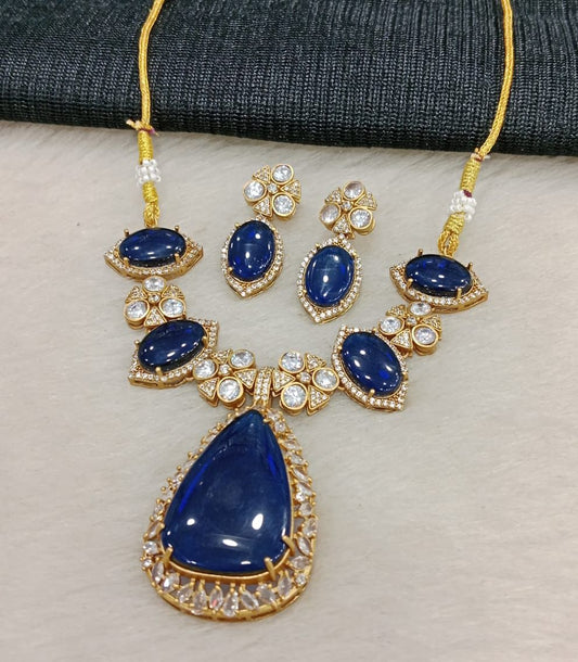 Pendant Necklace Set