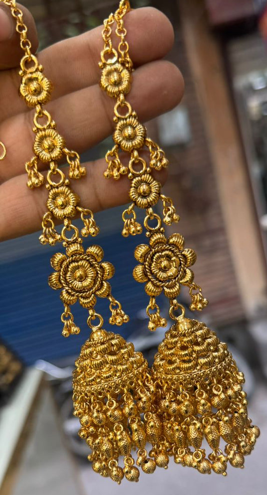 Jhumkas with Over the Ear Sahare