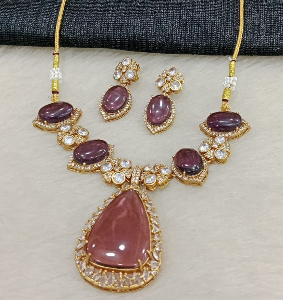 Necklace Set