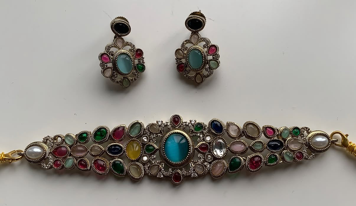 Choker Set