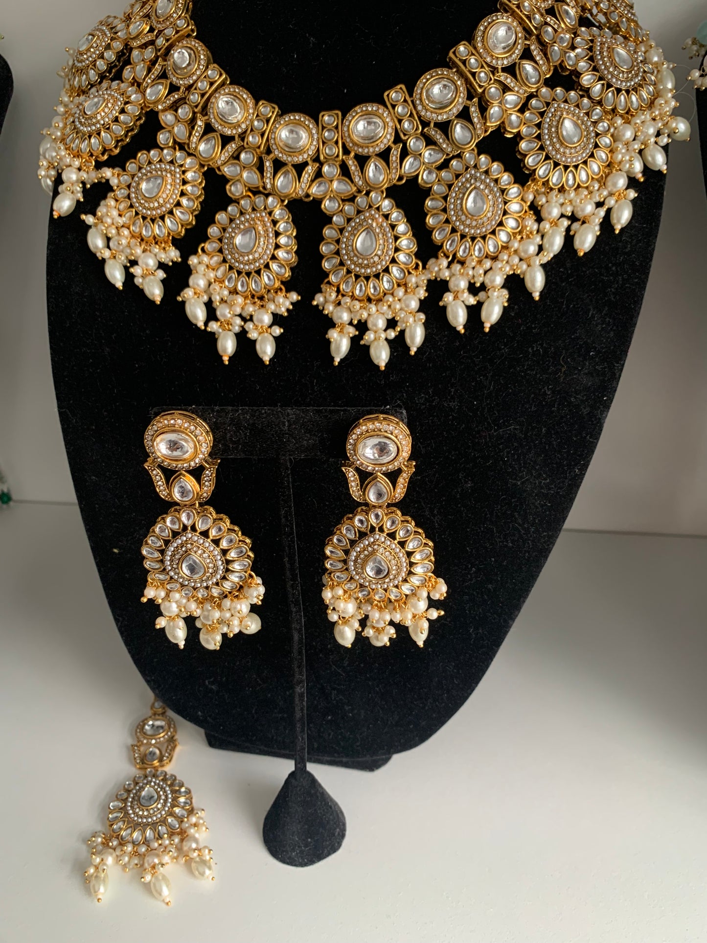 Kundan Necklace Set