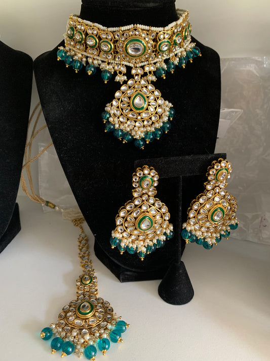 Kundan Choker Set