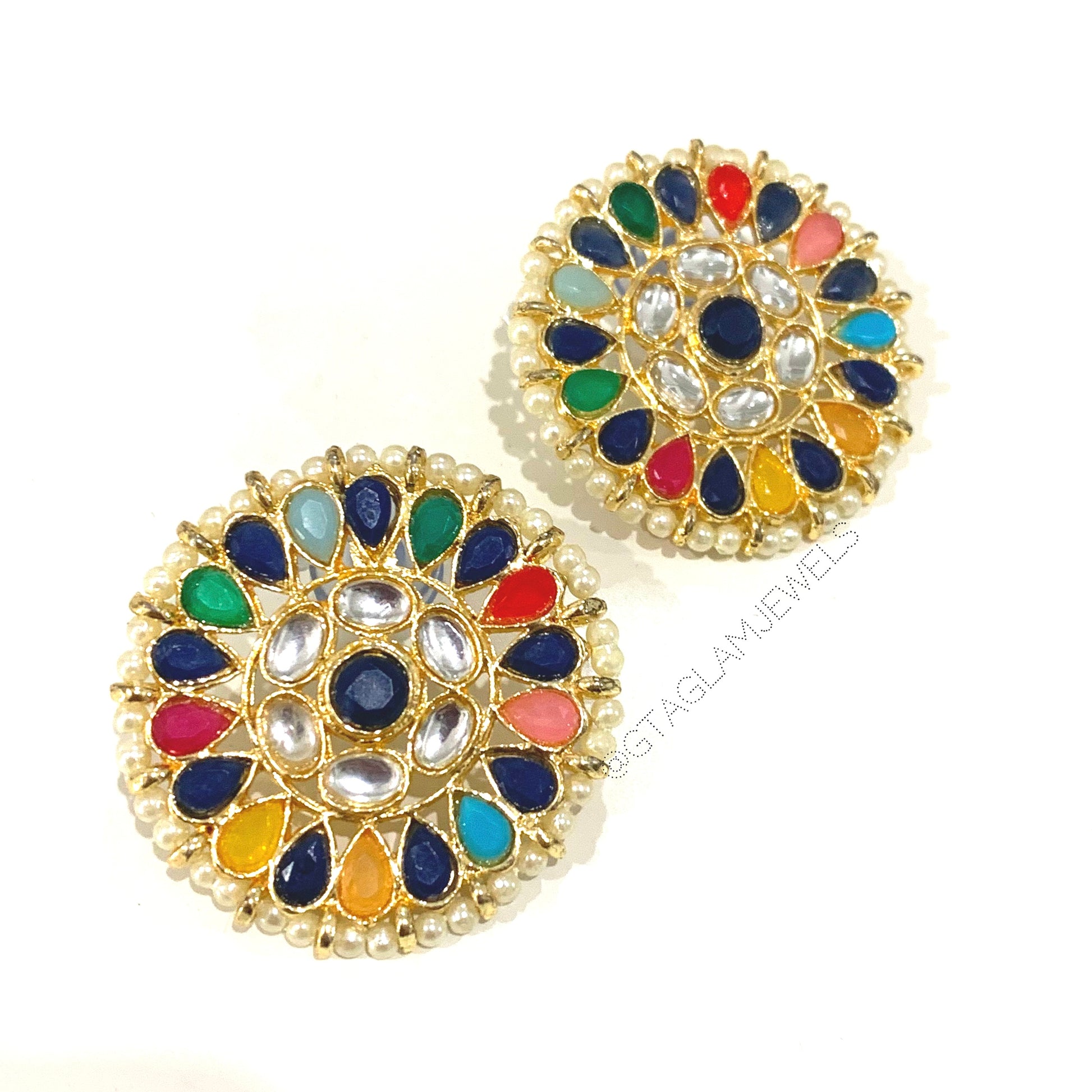 Studs image 0