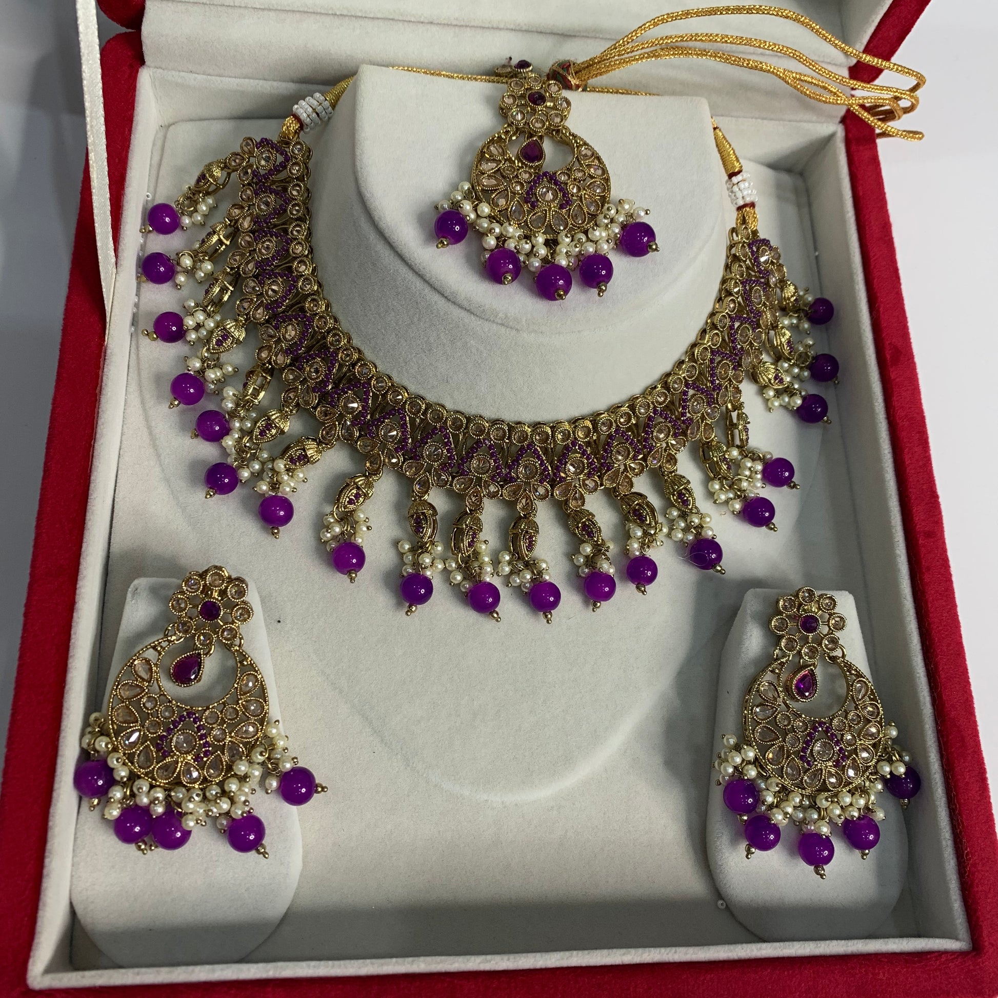 Necklace Set image 0