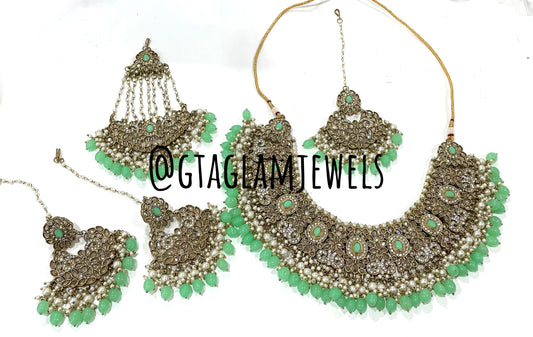 Bridal Necklace Set image 0